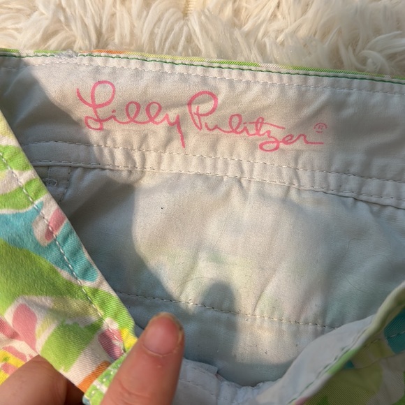 Lilly Pulitzer buttercup shorts! - Picture 2 of 4